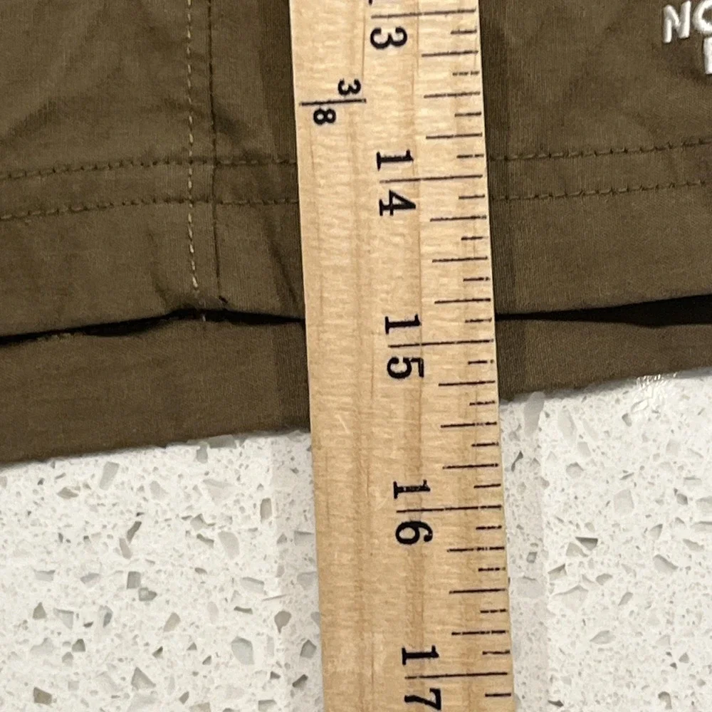 The North Face Nylon Hiking/Active Shorts Olive Green Size Large Men's